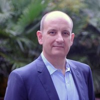 testimonial-img